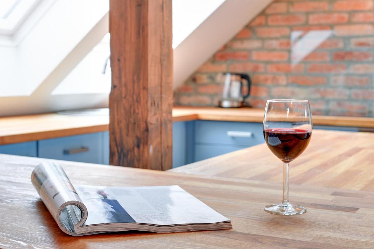Grand Apartments - Wood Loft Apartment Sopot Bagian luar foto