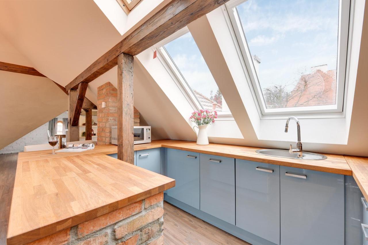 Grand Apartments - Wood Loft Apartment Sopot Bagian luar foto